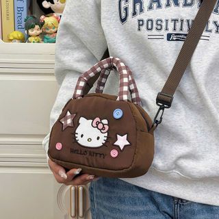 ✨ TÚI CHÉO HELLO KITTY QUAI CARO – Nhỏ Gọn Mà Cực Kỳ Tiện Lợi