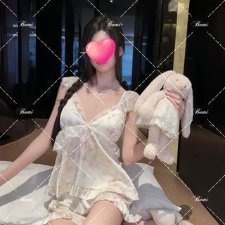 Đồ ngủ lụa ren hoa