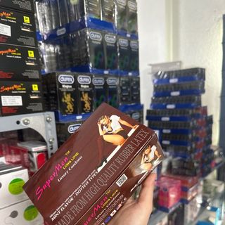 bao cao su super men - gân,gai,bạc hà- hộp 10 cái