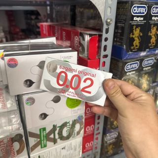bao cao su sagami 0.02 - hộp 2 cái.