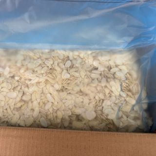 Hạnh Nhân Lát - 0.7-0.9mm Almond Slice 11,34kg/Carton