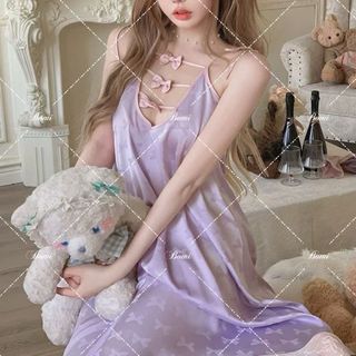 Váy ngủ lụa cúp ngực nơ hồng