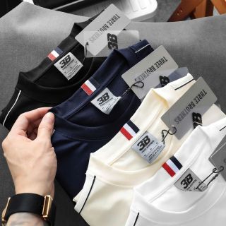 Áo thun nam. Thời Trang Nam. Thiết Kế viền lé nổi bật ,logo thêu đối màu trẻ trung, chất cotton 4c Chính phẩm dày dặn, sợi dệt đanh mịn.