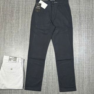 Mẫu Quần kaki dài nam co giãn , slim.
