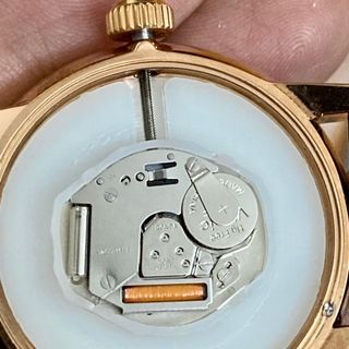 SĂN SALE SET  ĐỒNG HỒ NỮ CAO CẤP SWAROSK DÂY DA MẶT ĐÁ