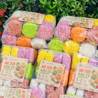 MÌ SỢI RAU CỦ NGŨ SẮC, SỢI DAI NGON, CHẾ BIẾN MÓN NÀO CŨNG HỢP 1KG