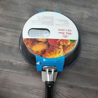 CHẢO VÂN ĐÁ CHỐNG DÍNH ĐÁY TỪ SKY STAR 22cm (CHẢO CẠN)