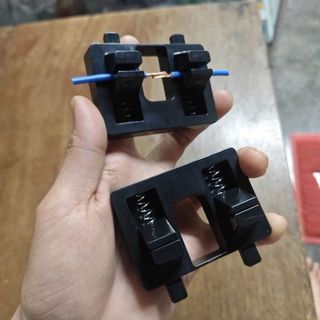 Kẹp Cố Định Dây Điện Hỗ Trợ Chấm Hàn Nhanh Tiện Lợi Phụ Kiện Hàn Kích Thước 70mm x 60mm