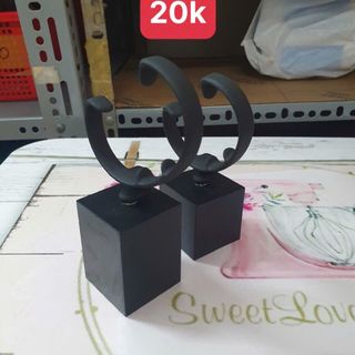 THANH LÝ CHÂN ĐẾ ĐỰNG ĐỒNG HỒ CÁC SIZE