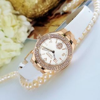 ĐỒNG HỒ NỮ CHÍNH HÃNG VERSUS DÂY DA TRẮNG VIỀN ĐÁ