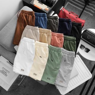 Short nỉ B.O.O.S nam.  Chất nỉ cua chính phẩm dày mịn, màu sắc tươi tắn.