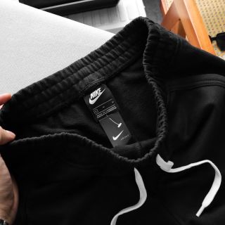 Short Nam nỉ 100 % cotton. Chất da cá xịn dày dặn mịn mát.