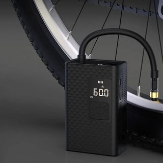 MÁY BƠM LỐP XE KHÔNG DÂY P2 GIÁ SỈ