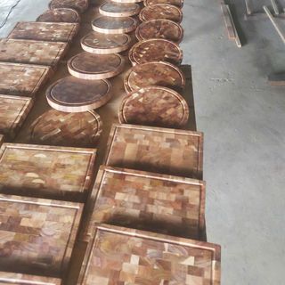 THỚT GỖ TEAK CAO CẤP LINLAN FARM – 25x30x2,5CM
🌳 Gỗ Teak (Giả Tỵ) tự nhiên 100% 🔪 Kích thước: Dài 30cm x Rộng 25cm x Dày 2,5cm 🏭 Sản xuất trực tiếp tại LinLan Farm