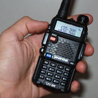 BỘ ĐÀM BAOFENG 0678 (UV-5R) CÓ LCD