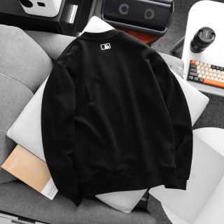 Áo SWT MLB đang hot.  Áo nỉ chân cua cotton 100% chính phẩm dày, mịn.