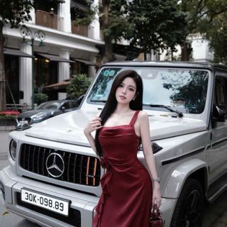 Váy Maxi Lụa Dây Bèo Eo Cổ Vuông - Dáng Dài Sang Trọng