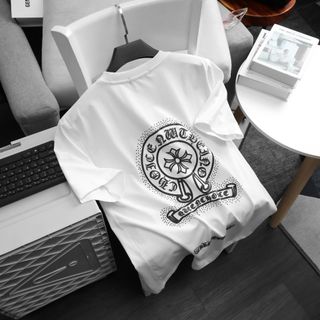 Mẫu áo thun CHROME HEARTS đang hot ss26. Logo chuẩn hãng, in phồng .