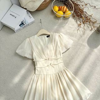 Váy tơ xòe lơ ngực