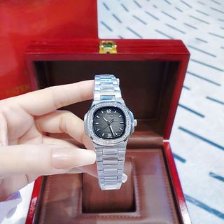 ĐỒNG HỒ NỮ CAO CẤP PATEC DÂY THÉP MẶT VUÔNG VIỀN ĐÁ