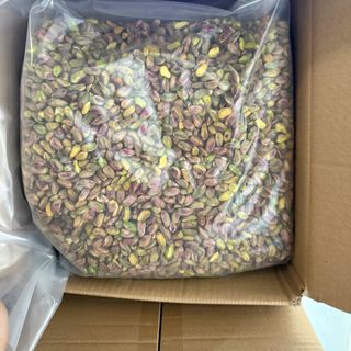 Nhân dẻ cười sống - thùng 10kg