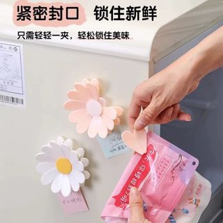 Kẹp Miệng Túi Hình Hoa Cúc Đa Năng – Kẹp Bảo Quản Thực Phẩm, Đóng Kín Túi Bánh Kẹo, Snack, Chống Ẩm Và Giữ Độ Tươi Hiệu Quả GD014