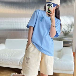 T-shirt Ami nam. Chất vải cotton 2c mềm mịn, định lượng 250gsm. Logo thêu.