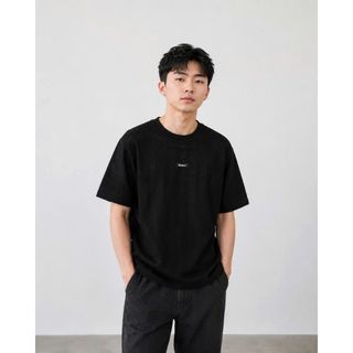 ÁO THUN UNISEX KẺ SỌC DORMAX NAM. Form Unisex trẻ trung, thoải mái.