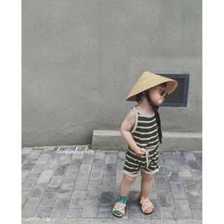 Nón cói trẻ em hình chóp siêu xinh – chất cói mềm nhẹ, che nắng cực tốt, có dây đeo chống tuột