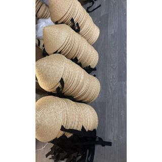 Nón cói trẻ em hình chóp siêu xinh – chất cói mềm nhẹ, che nắng cực tốt, có dây đeo chống tuột