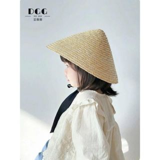 Nón cói trẻ em hình chóp siêu xinh – chất cói mềm nhẹ, che nắng cực tốt, có dây đeo chống tuột