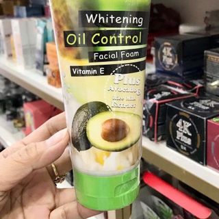 Sữa rửa mặt bơ TL 210g