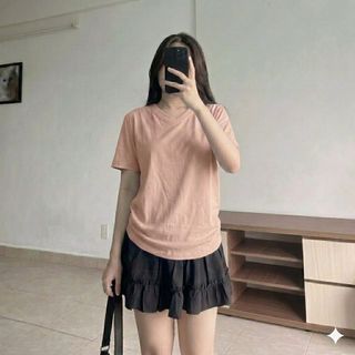 Áo Thun Nữ Cổ Tim COSSENN – Cotton Mềm Mát, Co Giãn Nhẹ, Form Basic Dễ Phối | Áo Thun Nữ Giá Rẻ
