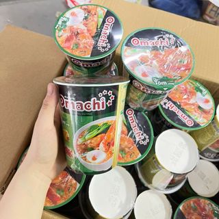 Mì Ly Omachi vị Lẩu Tôm càng trứng khoai tây - Thùng 24 ly x 67g