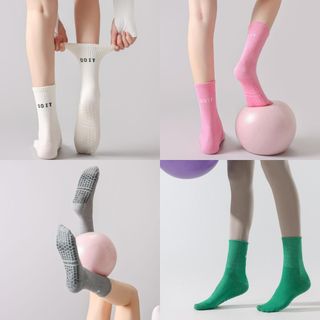 Tất Tập Yoga Chống Trượt Cổ Cao, Tất Thể Thao Đế Cao Su Chống Trơn Nhiều Màu Thoáng Khí, Co Giãn Tốt