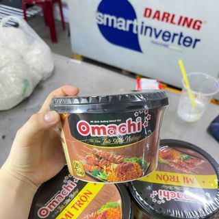 Mì trộn Omachi tô thịt xiên nướng - Thùng 12 Tô x 105gr