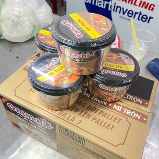 Mì trộn Omachi tô thịt xiên nướng - Thùng 12 Tô x 105gr