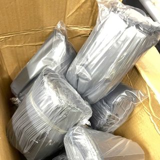 Túi Đóng Hàng Niêm Phong Màu Xám Bạc, Túi Gói Hàng 3 Lớp Keo Dính Sẵn - Bịch 1KG