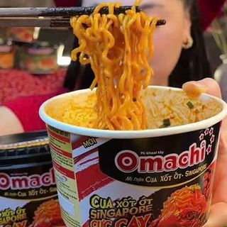 Mì tô Omachi vị Cua sốt ớt Singapore cực cay - Thùng 12 tô x 96g