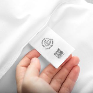 Áo Thun Basic nam.  Chất liệu cotton 4 chiều, co giãn mềm mịn, thấm hút mồ hôi tốt.