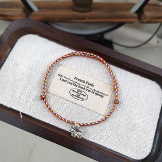 Vòng tay Ngủ Sắc Đỏ phối charm cỏ 4 lá bạc cổ size Tay, Vòng tay Phong Thủy bán đủ size, đủ màu