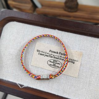 Vòng tay Ngũ Sắc Đỏ 3.0 mm phối charm Lục Tự 20 mm , Vòng tay Phong Thủy bán đủ size đủ màu