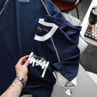 Stussy Oversize Tee.   Mẫu áo thun 2c may phối trẻ trung.