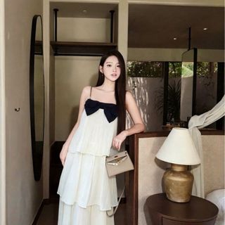 VÁY VOAN TẦNG ĐÍNH NƠ NGỰC – NÀNG THƠ THANH LỊCH