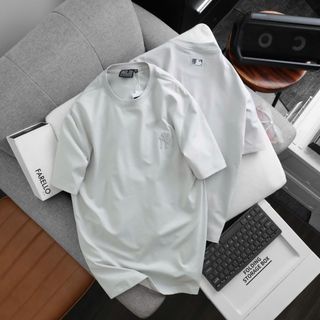 Mẫu áo thun MLB basic nam.