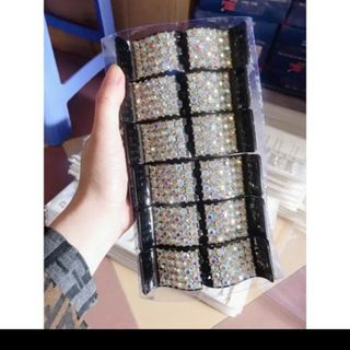 Kẹp 3 răng đính đá cao cấp