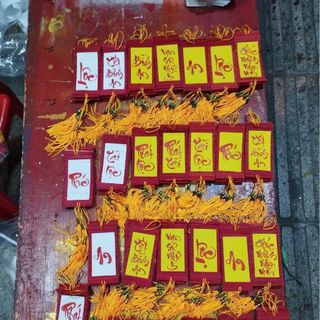 Mành tre chữ thư pháp viết tay trang trí hộp quà, trang trí Tết