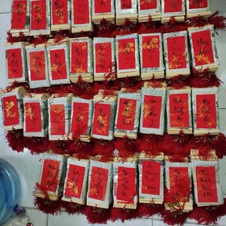 Mành tre chữ thư pháp viết tay trang trí hộp quà, trang trí Tết
