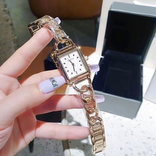 SĂN SALE MÙA HÈ ĐỒNG HỒ NỮ THỜI TRANG GUCHY MẶT TRÒN DÂY LẮC VÀNG