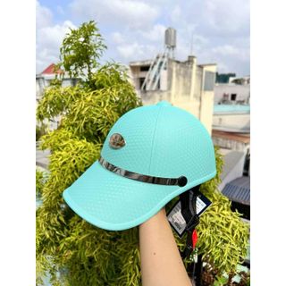 Mũ bảo hiểm Kết sọc cabon - có lỗ cột tóc nữ